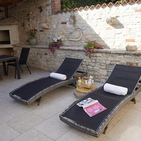 Wellness Kaiser Apartman *